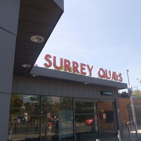 Surrey Quays Studio لندن الغرفة الصورة