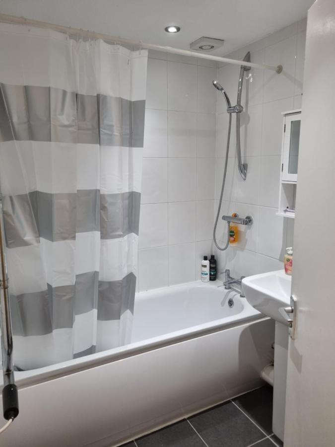 Surrey Quays Studio لندن المظهر الخارجي الصورة