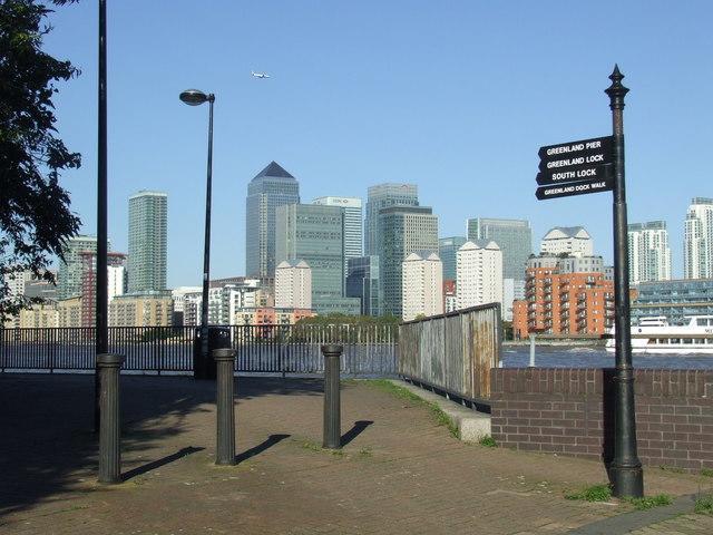 Surrey Quays Studio لندن المظهر الخارجي الصورة